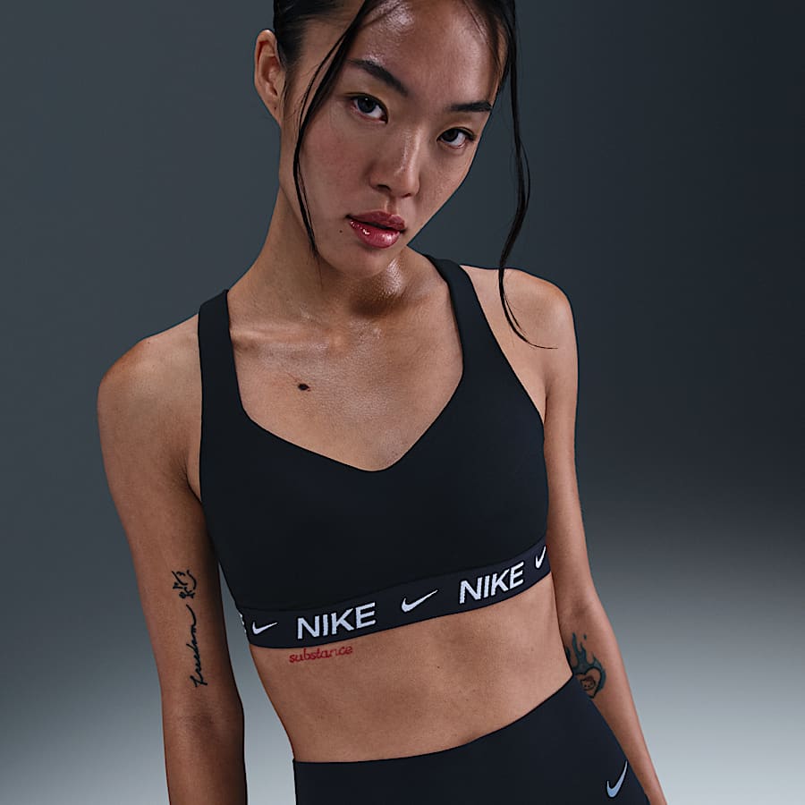 授乳期におすすめのNikeスポーツブラ.オンラインストア (通販サイト)